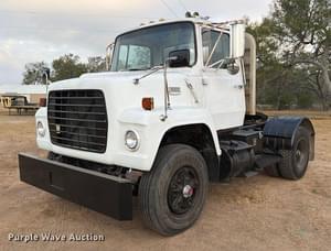1978 Ford 8000 Image