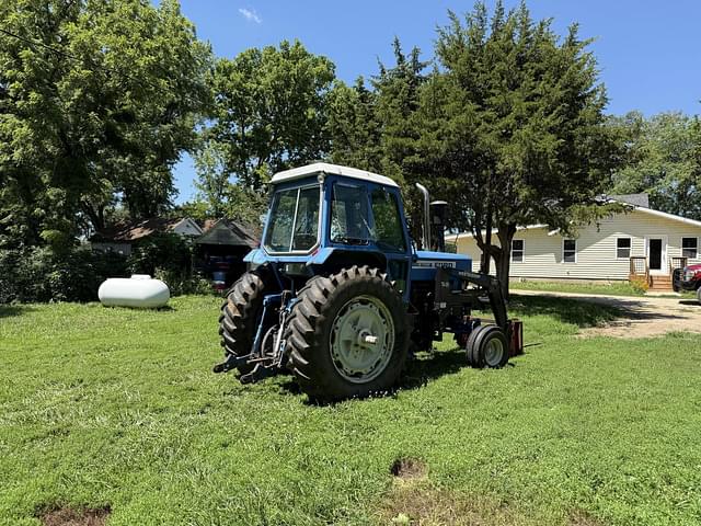 Image of Ford 9700 equipment image 4