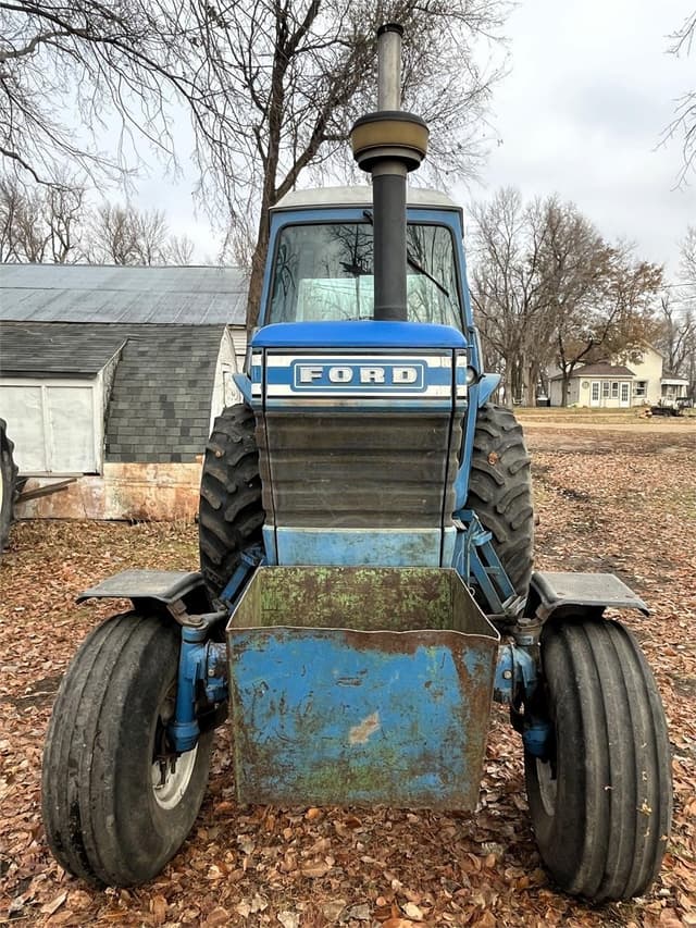 Image of Ford 9700 equipment image 4