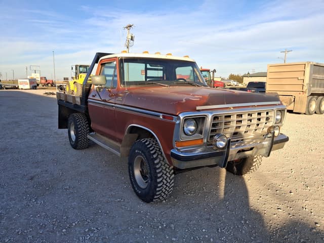 Image of Ford F-150 equipment image 4