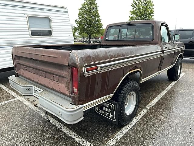 Image of Ford F-150 equipment image 3