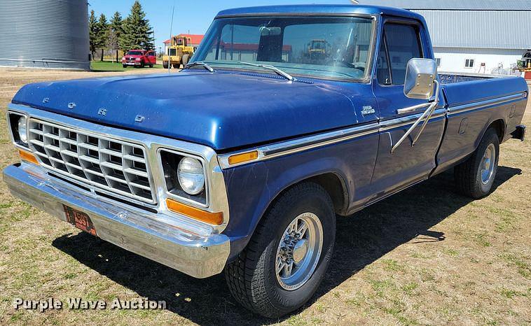 Image of Ford F-250 Primary image