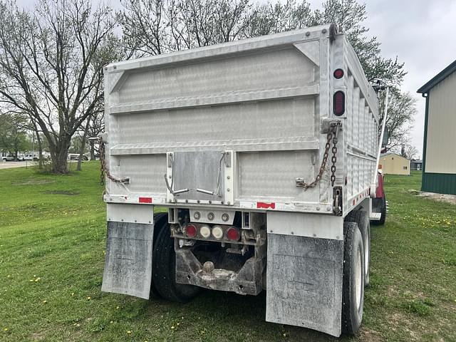Image of Ford LTL9000 equipment image 4
