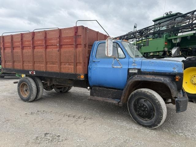 Image of GMC 6000 equipment image 4