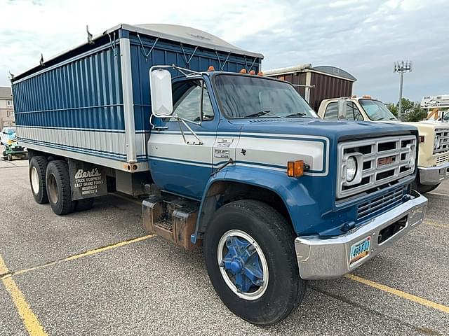 Image of GMC 6500 equipment image 2
