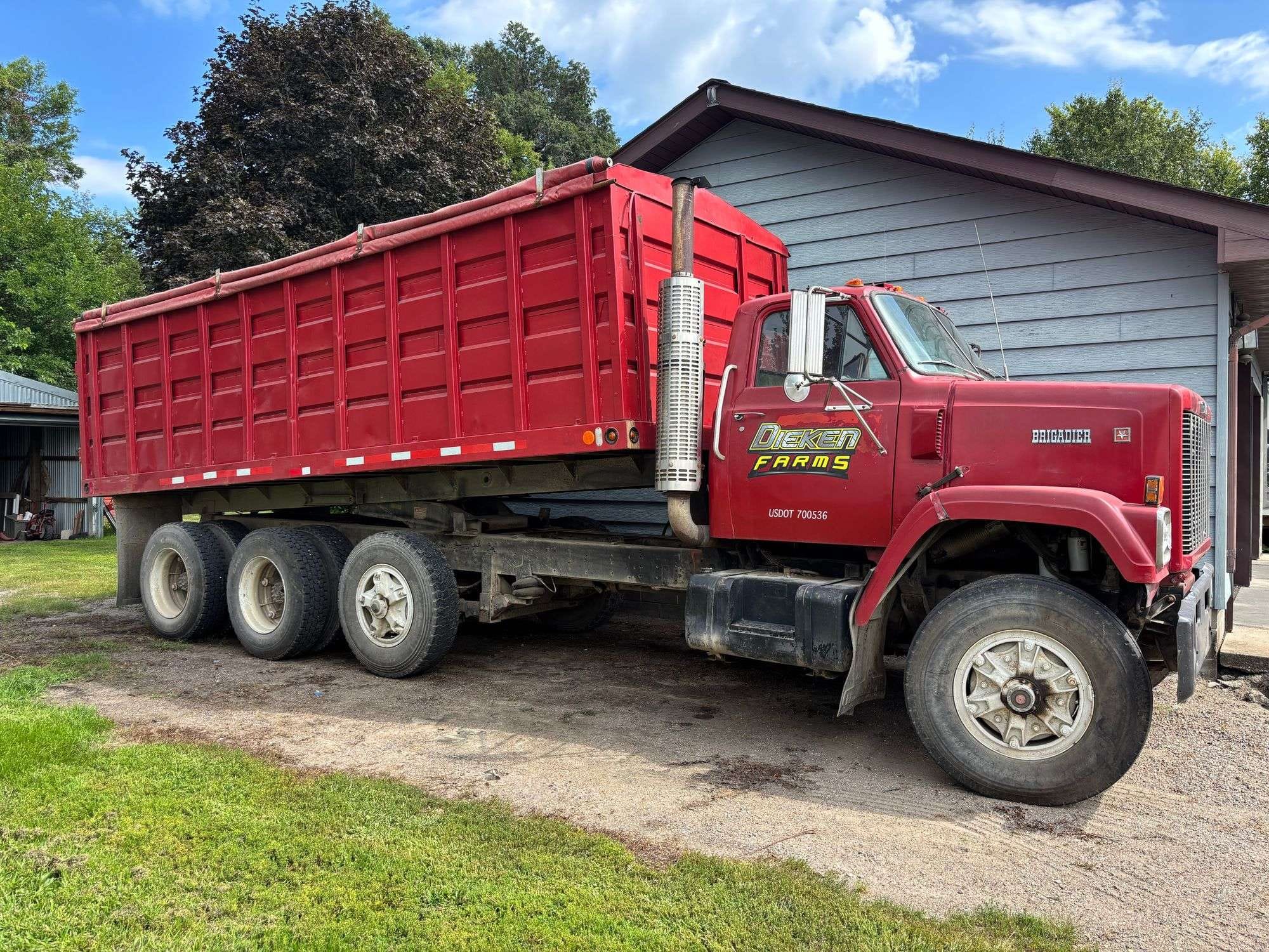 1978 GMC Brigadier Equipment Image0
