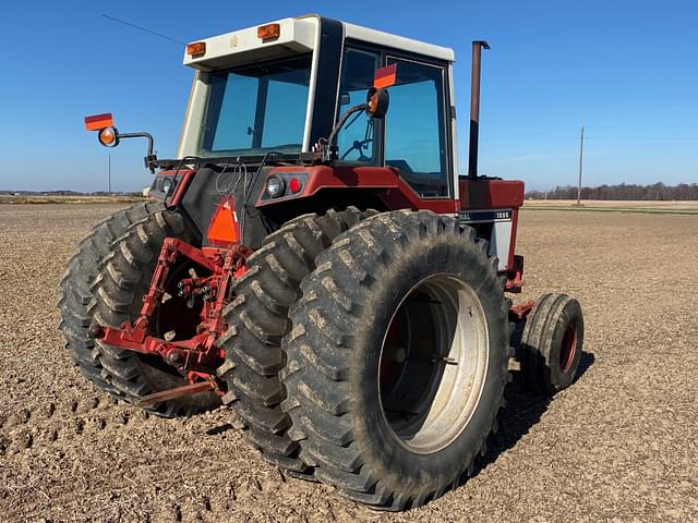 Image of International Harvester 1086 equipment image 4