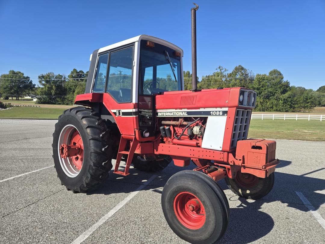 Image of International Harvester 1086 Primary image