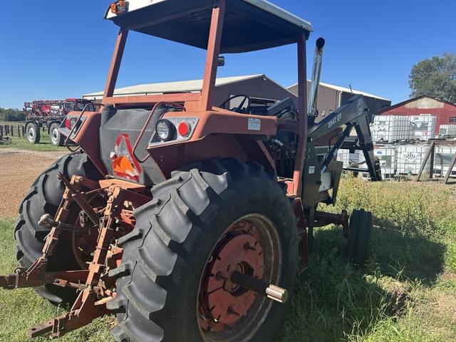 Image of International Harvester 886 equipment image 1
