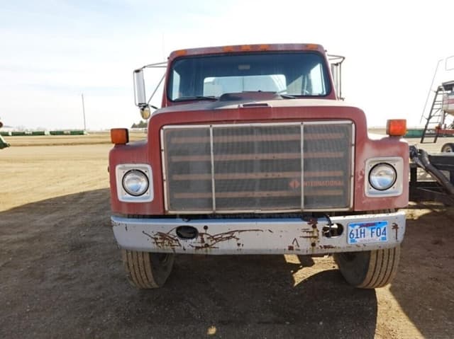 Image of International S1900 equipment image 4