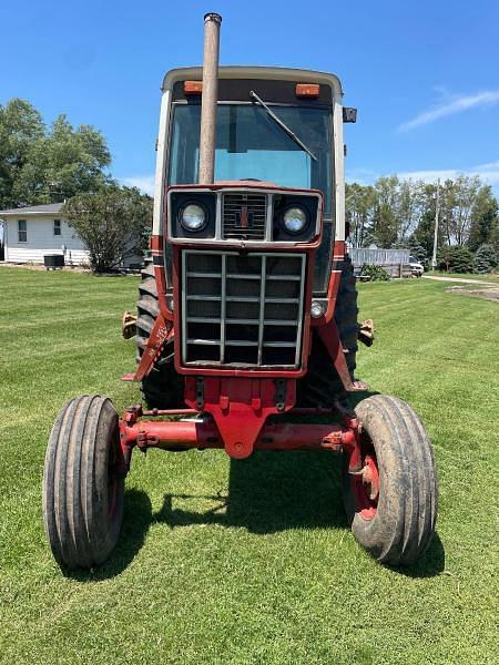 Image of International Harvester 1086 equipment image 1