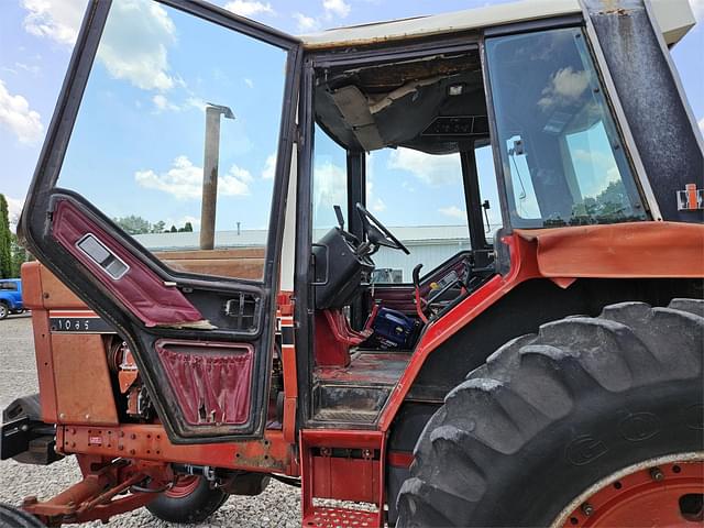 Image of International Harvester 1086 equipment image 4