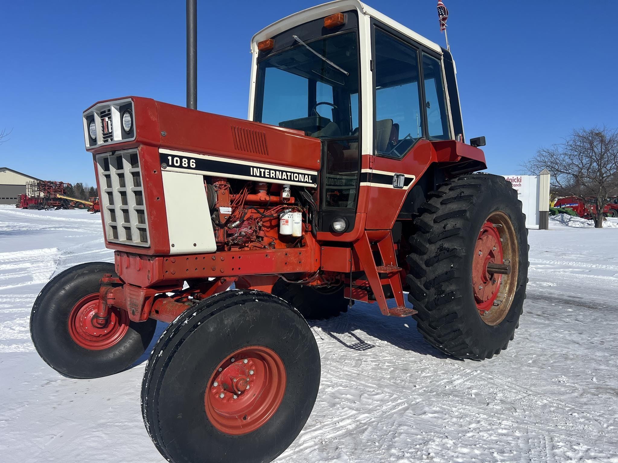 1978 International Harvester 1086 Equipment Image0