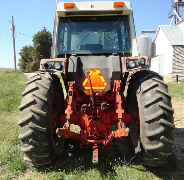 Image of International Harvester 1086 equipment image 4