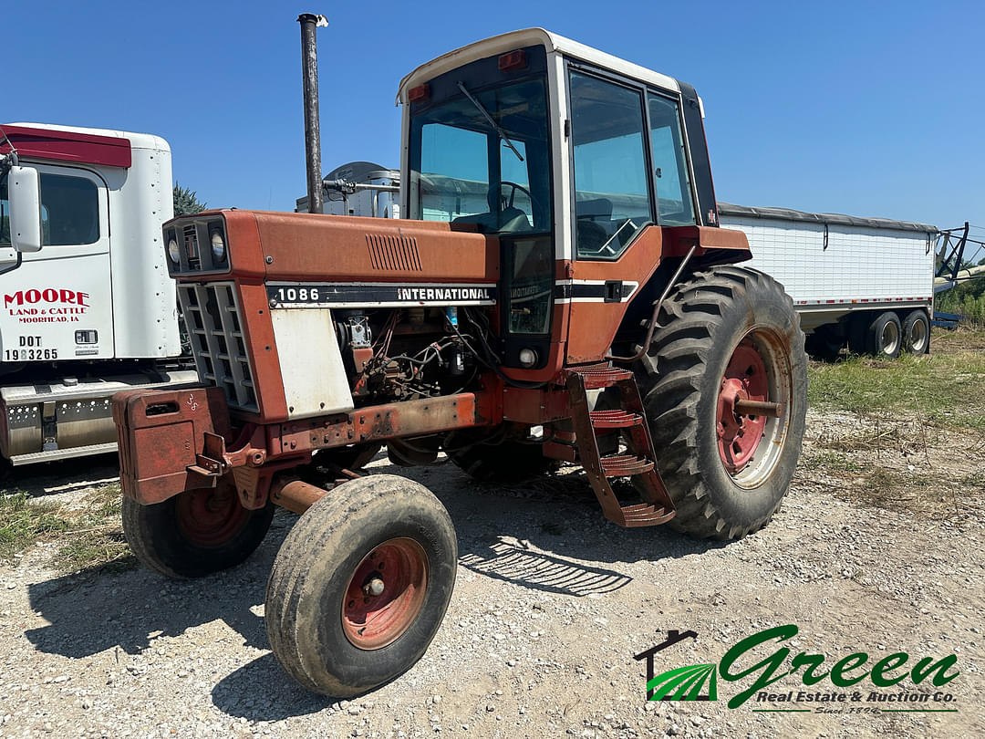 Image of International Harvester 1086 Primary image