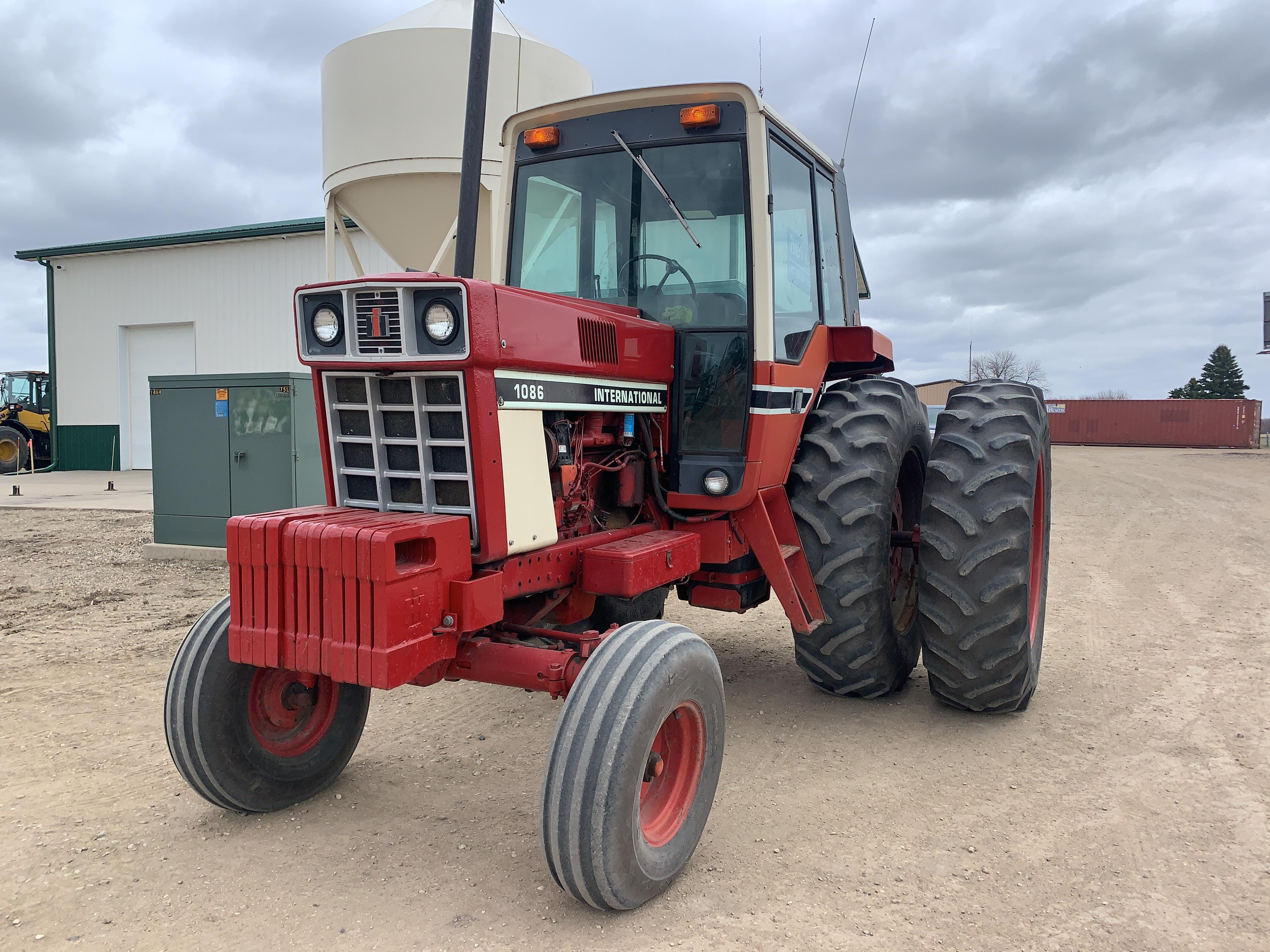 1978 International Harvester 1086 Equipment Image0