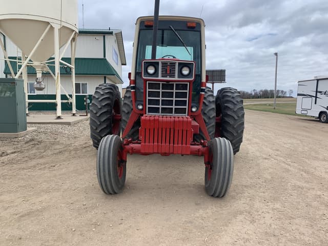 Image of International Harvester 1086 equipment image 1