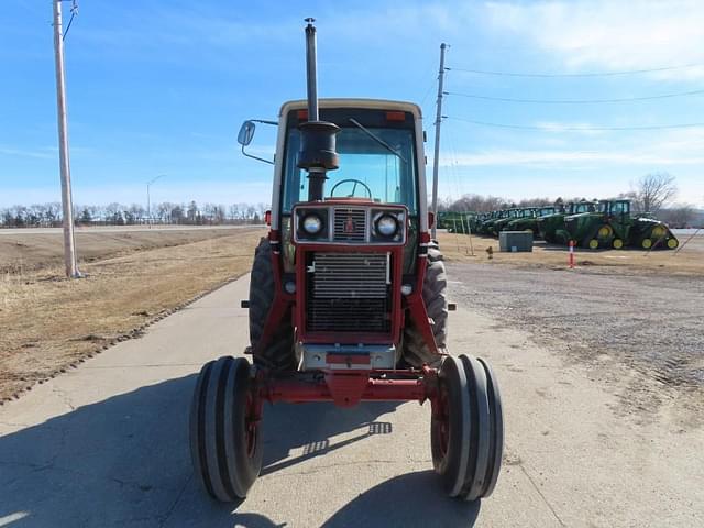 Image of International Harvester 1486 equipment image 2