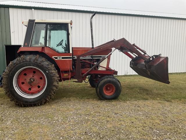 Image of International Harvester 1486 equipment image 1