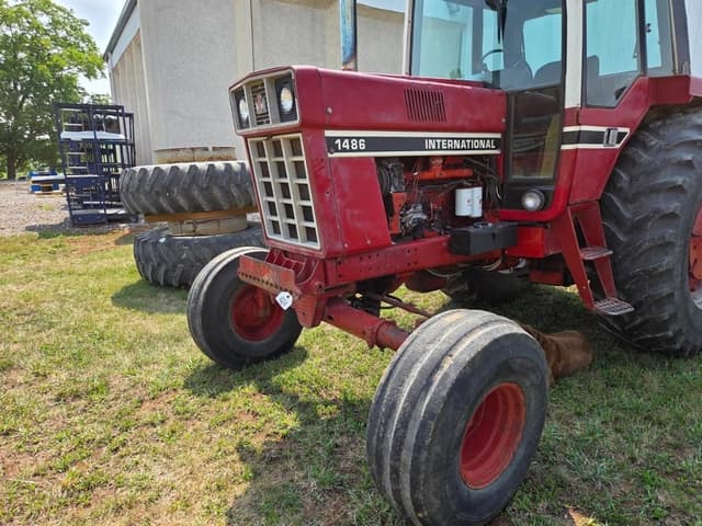 Image of International Harvester 1486 equipment image 1