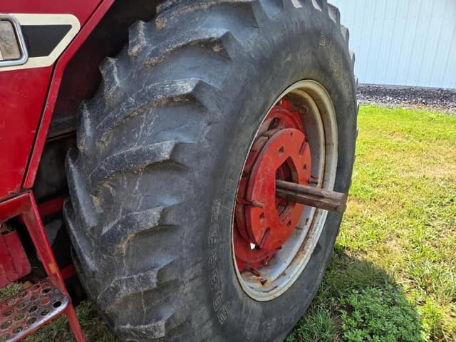 Image of International Harvester 1486 equipment image 4