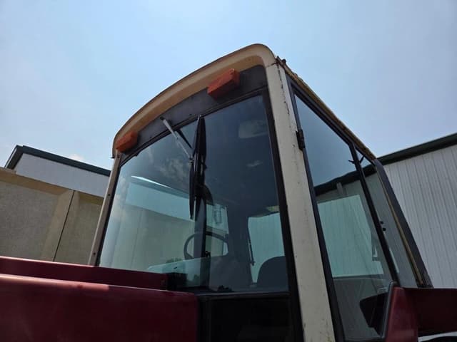 Image of International Harvester 1486 equipment image 3