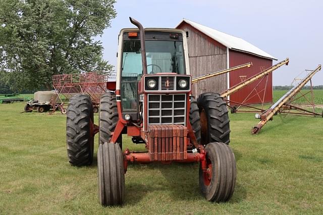 Image of International Harvester 1486 equipment image 1