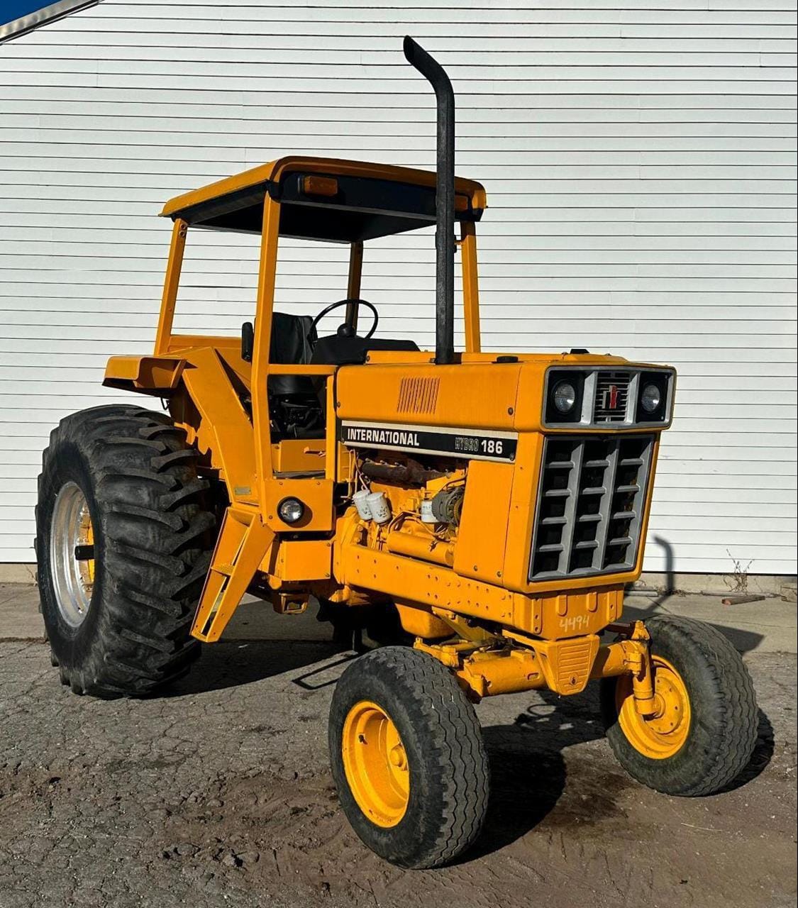 1978 International Harvester Hydro 186 Equipment Image0