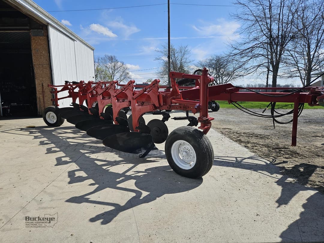 Image of International Harvester 720 Primary image