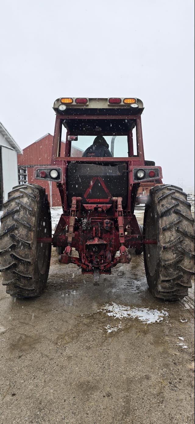 Image of International Harvester 886 equipment image 4