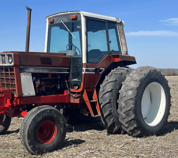 Main image International Harvester 1086