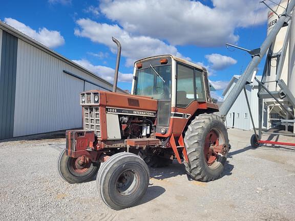 Image of International Harvester 1086 equipment image 3