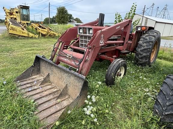Image of International Harvester 684 equipment image 1