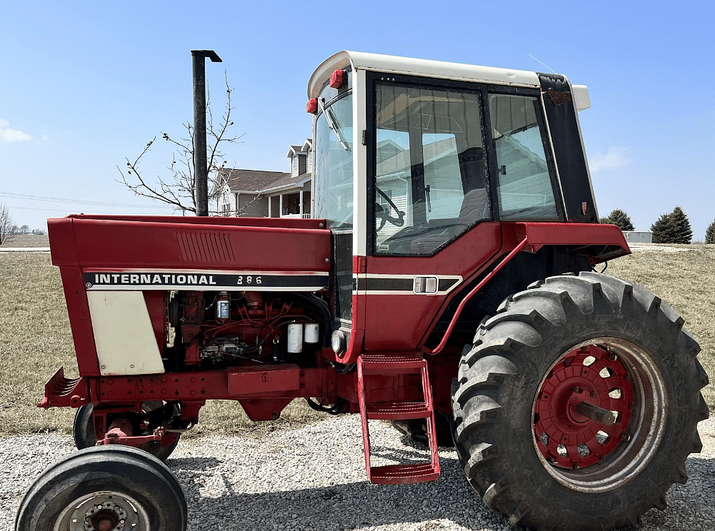 1978 International Harvester 886 Tractors 40 to 99 HP for Sale