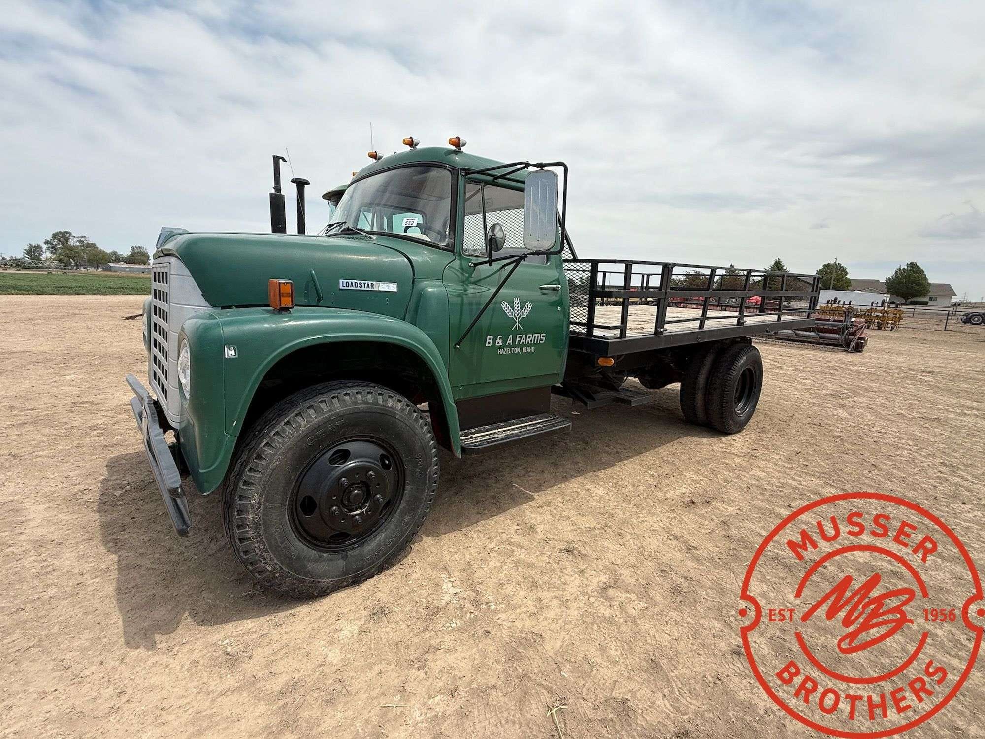 1978 International Loadstar 1600 Equipment Image0