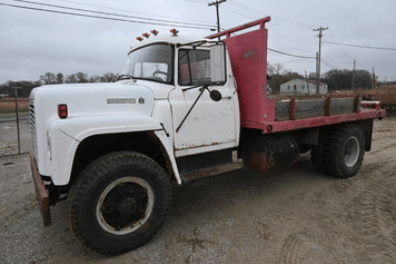 Main image International Loadstar 1700