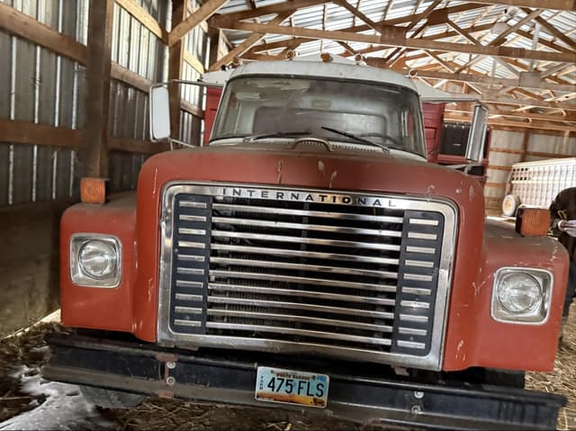 Image of International Loadstar 1600 equipment image 4