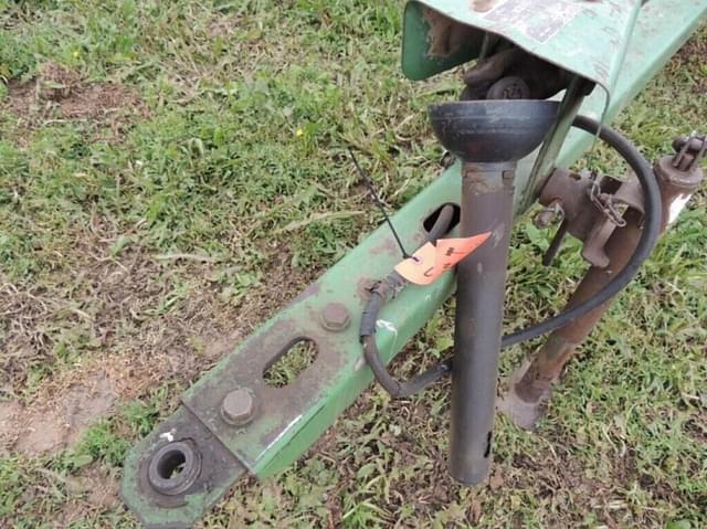 Image of John Deere 1209 equipment image 3