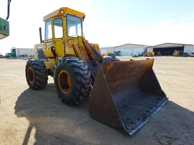 Image of John Deere 644B equipment image 1