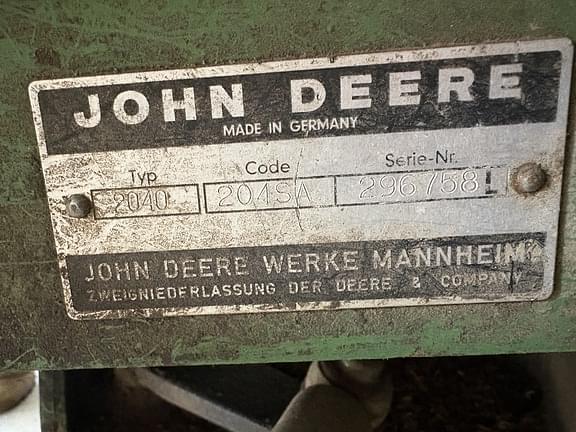 Image of John Deere 2040 equipment image 2