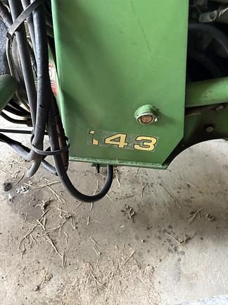 Image of John Deere 2040 equipment image 3