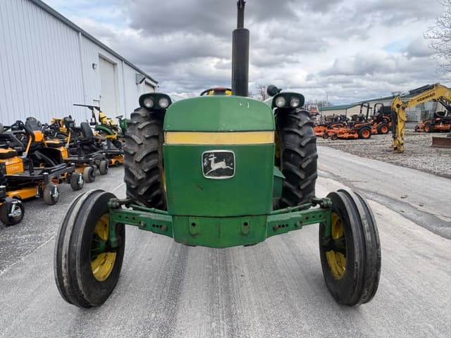 Image of John Deere 2040 equipment image 4