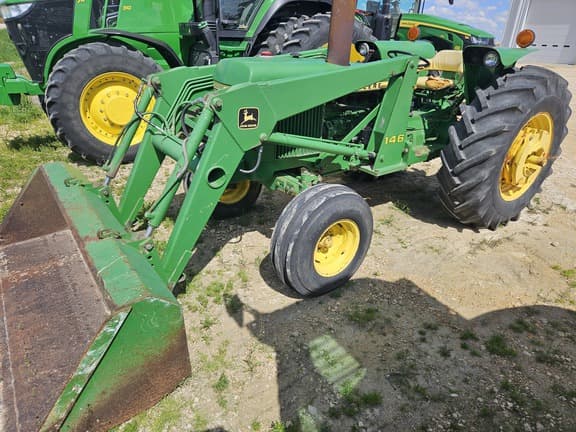 Image of John Deere 2640 Primary image