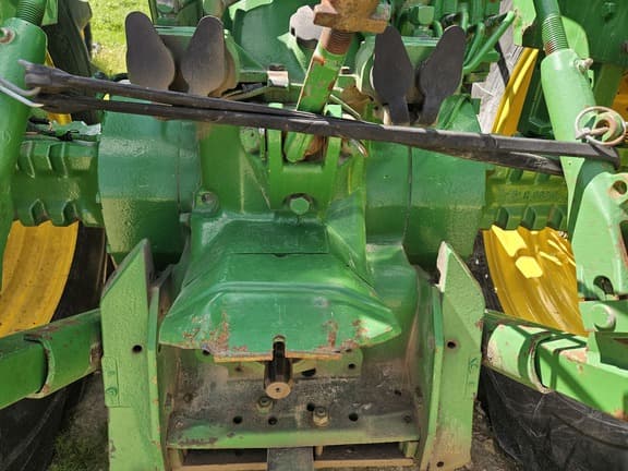 Image of John Deere 2640 equipment image 4