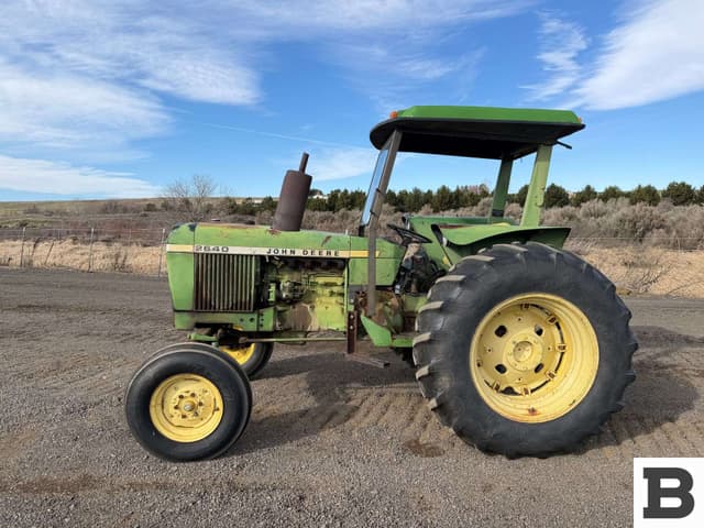 Image of John Deere 2640 equipment image 1