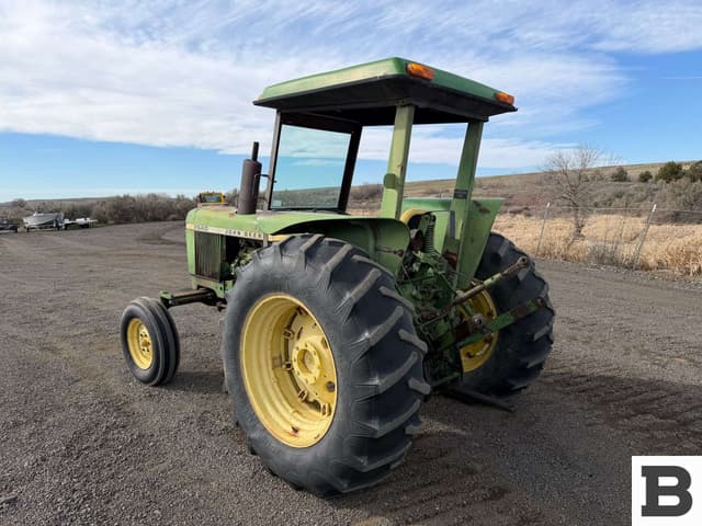 Image of John Deere 2640 equipment image 2