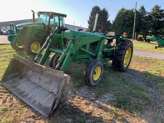 Image of John Deere 2840 equipment image 3