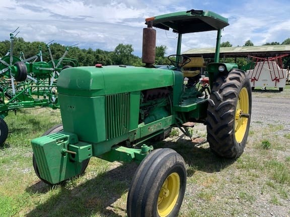 Main image John Deere 2840