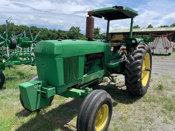 Main image John Deere 2840