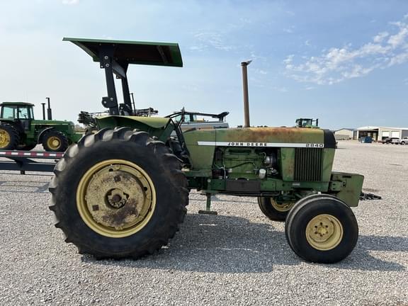 Image of John Deere 2840 equipment image 4
